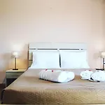 Spyridoula In Corfu Apartamento